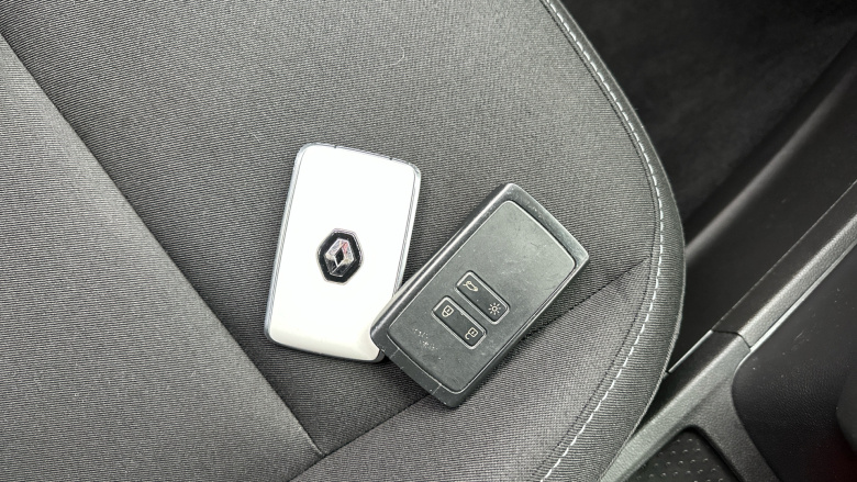 Renault Captur 1.3 TCE 130 Iconic 5dr Petrol Hatchback